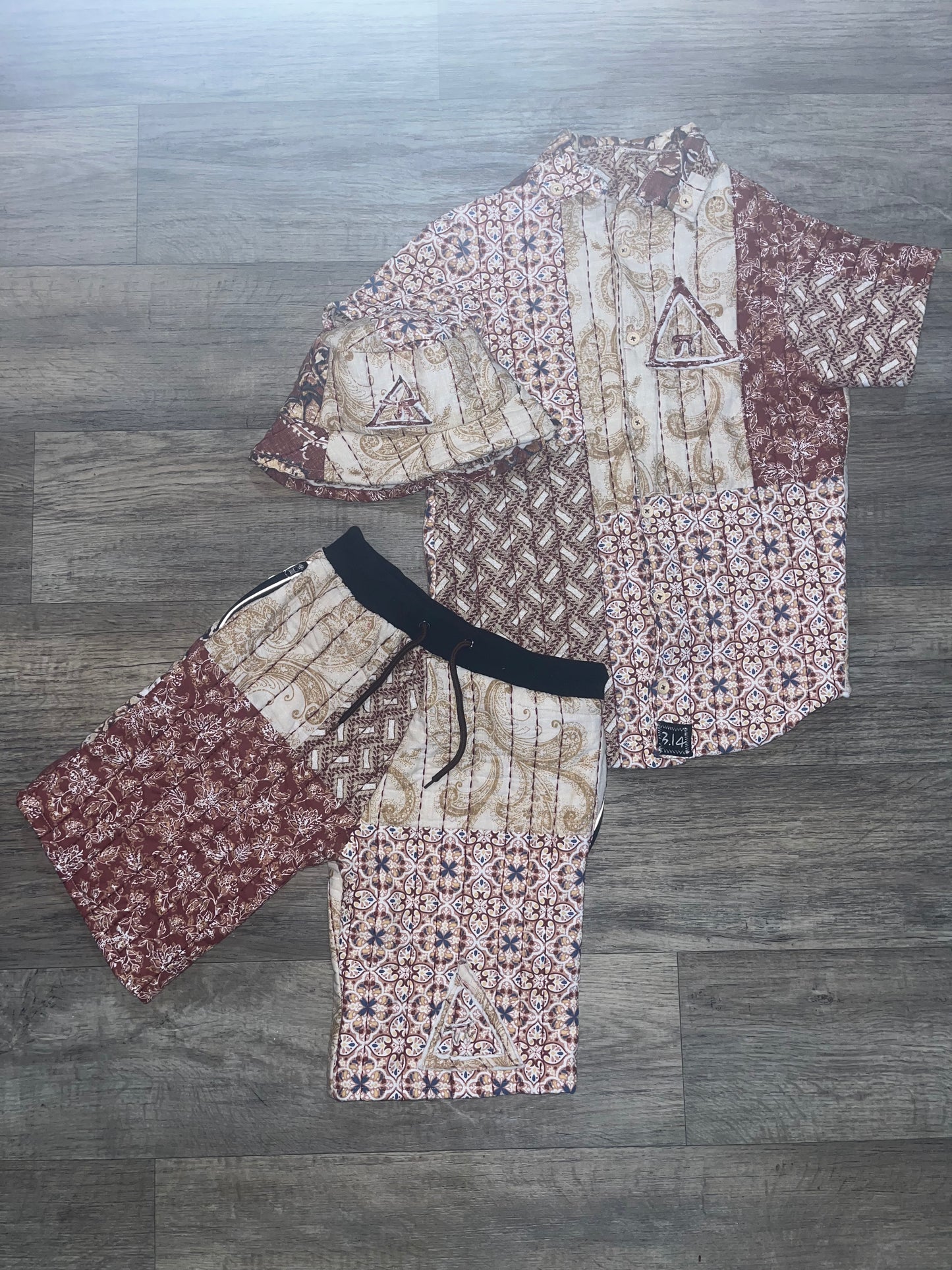 Brown quilt 1 of 1 short fit