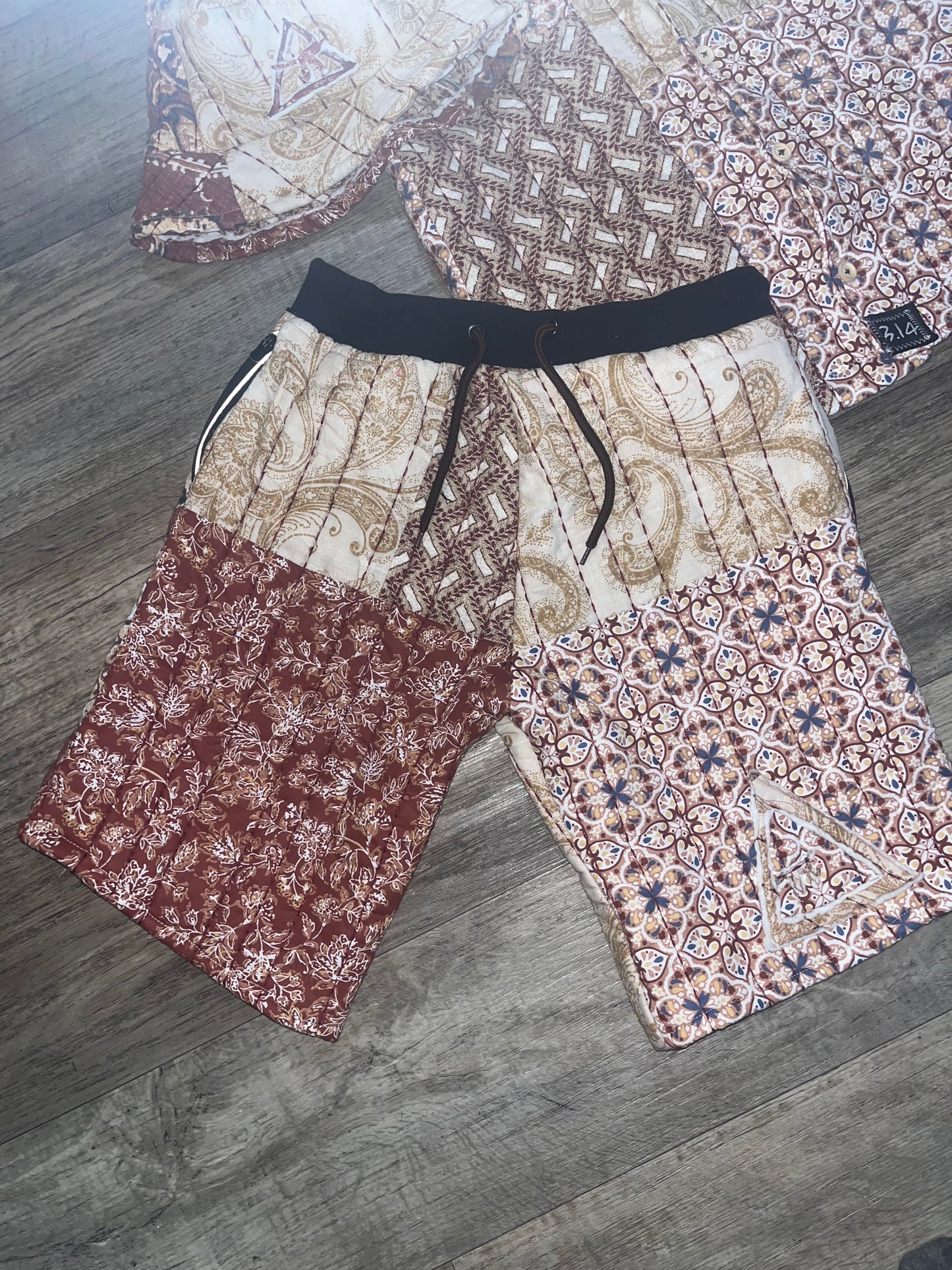 Brown quilt 1 of 1 short fit